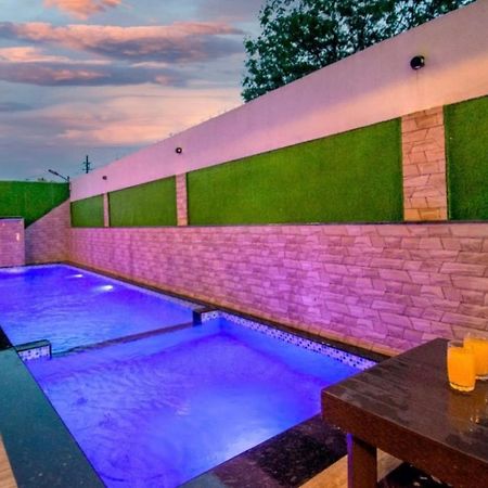 Laughtale Villa 4Bhk Swimming Pool Lonavala Luaran gambar